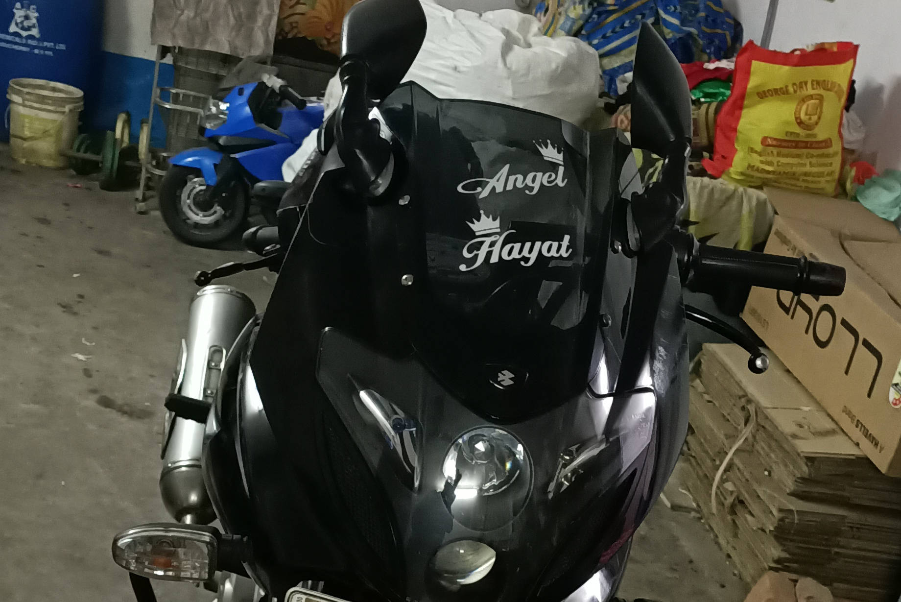 2016 Bajaj Pulsar 220 F ABS