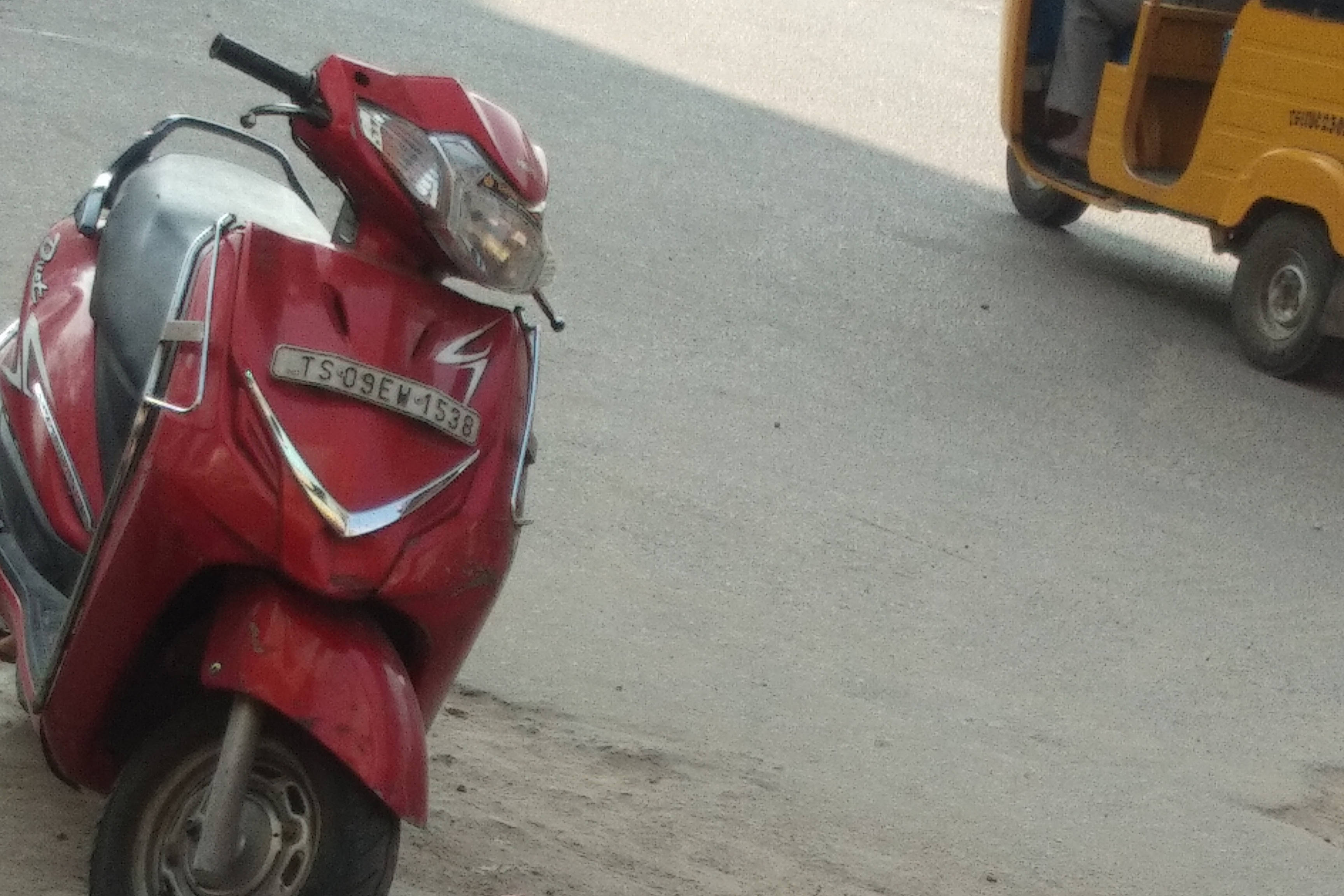 Second hand scooty in kukatpally online