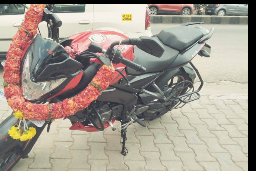 Bajaj Pulsar NS160 STD