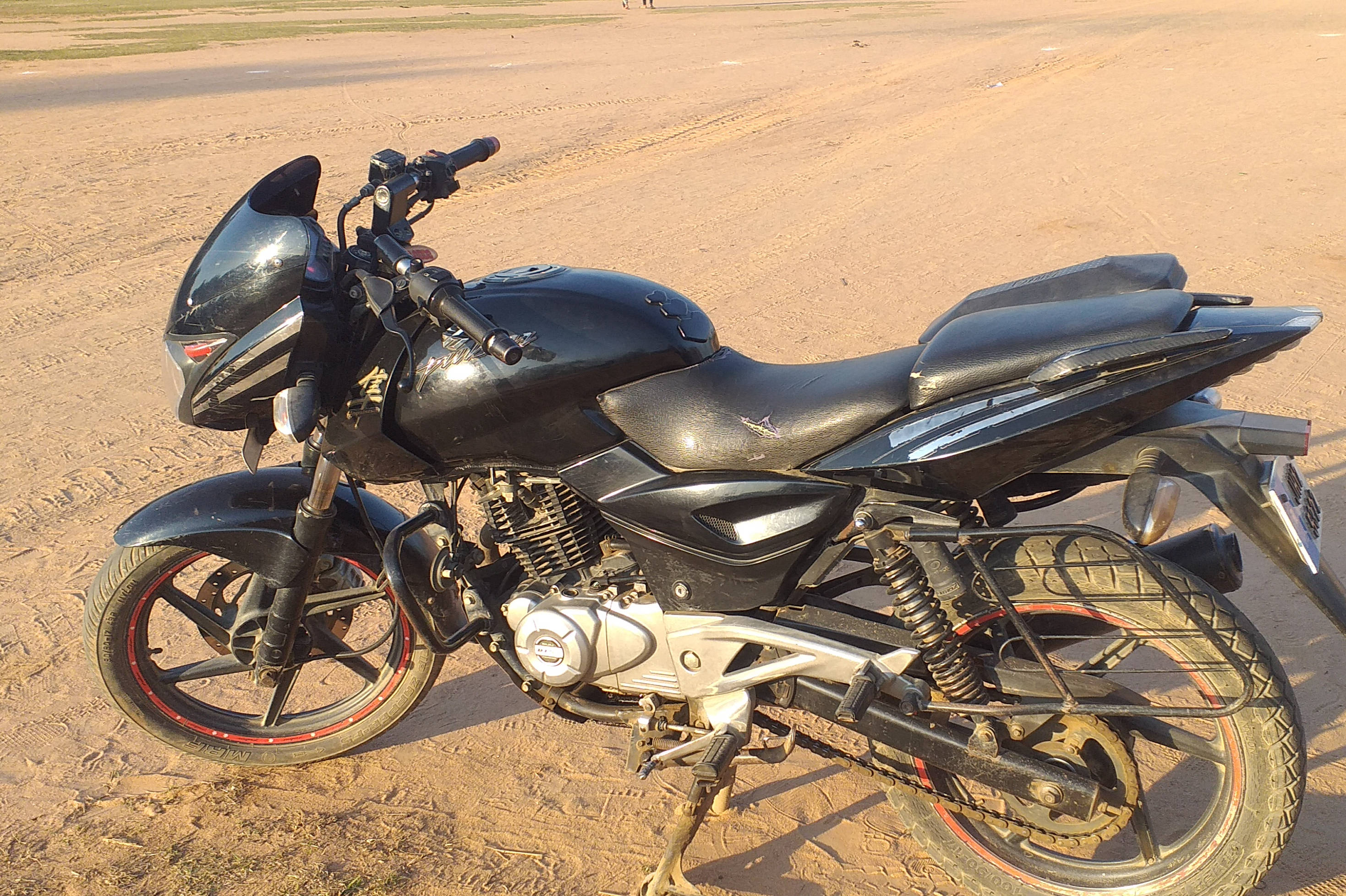 Bajaj Pulsar 180 ABS