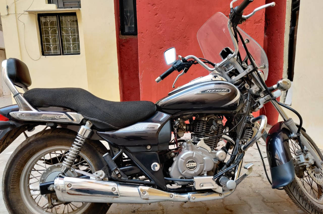 Bajaj Avenger Cruise 220 ABS