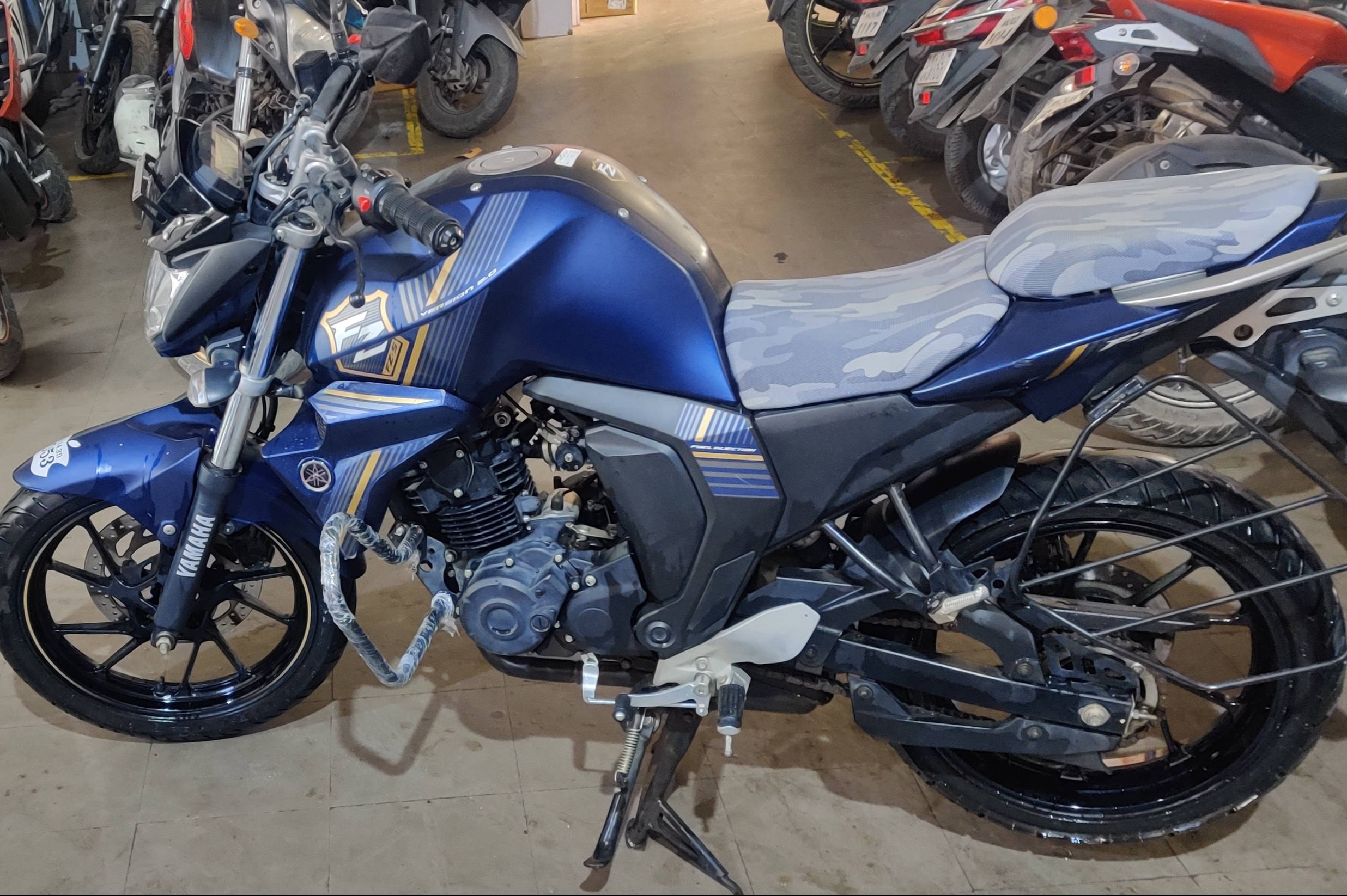 Yamaha FZ S FI (V 2.0) Dual Disc