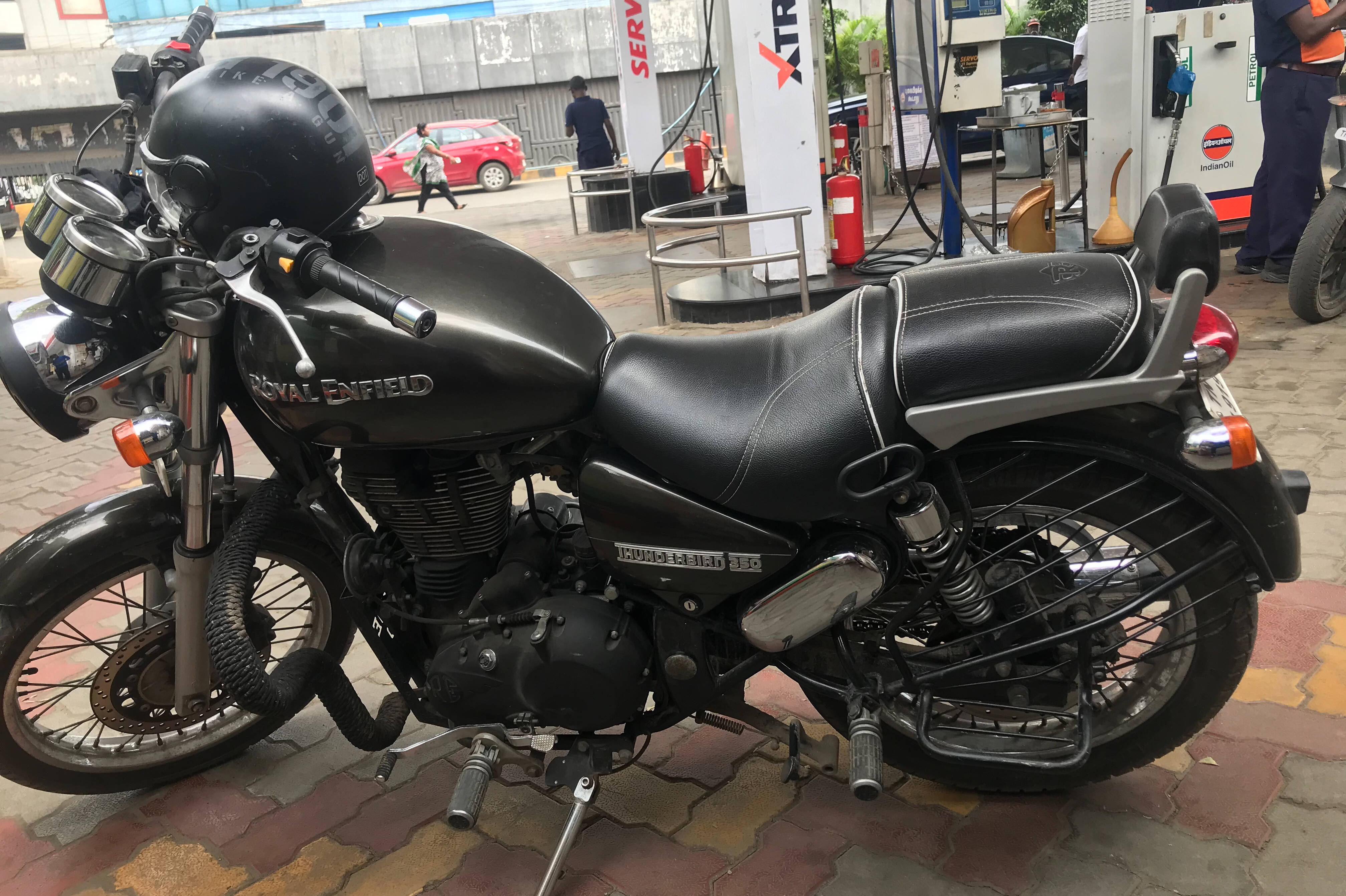 Royal Enfield Thunderbird 350 STD