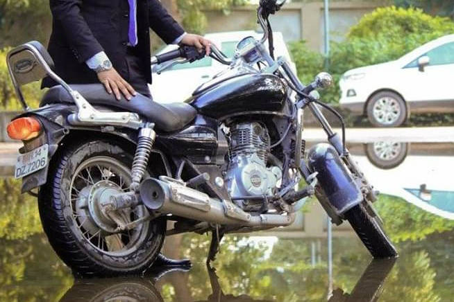 Bajaj Avenger 220 STD