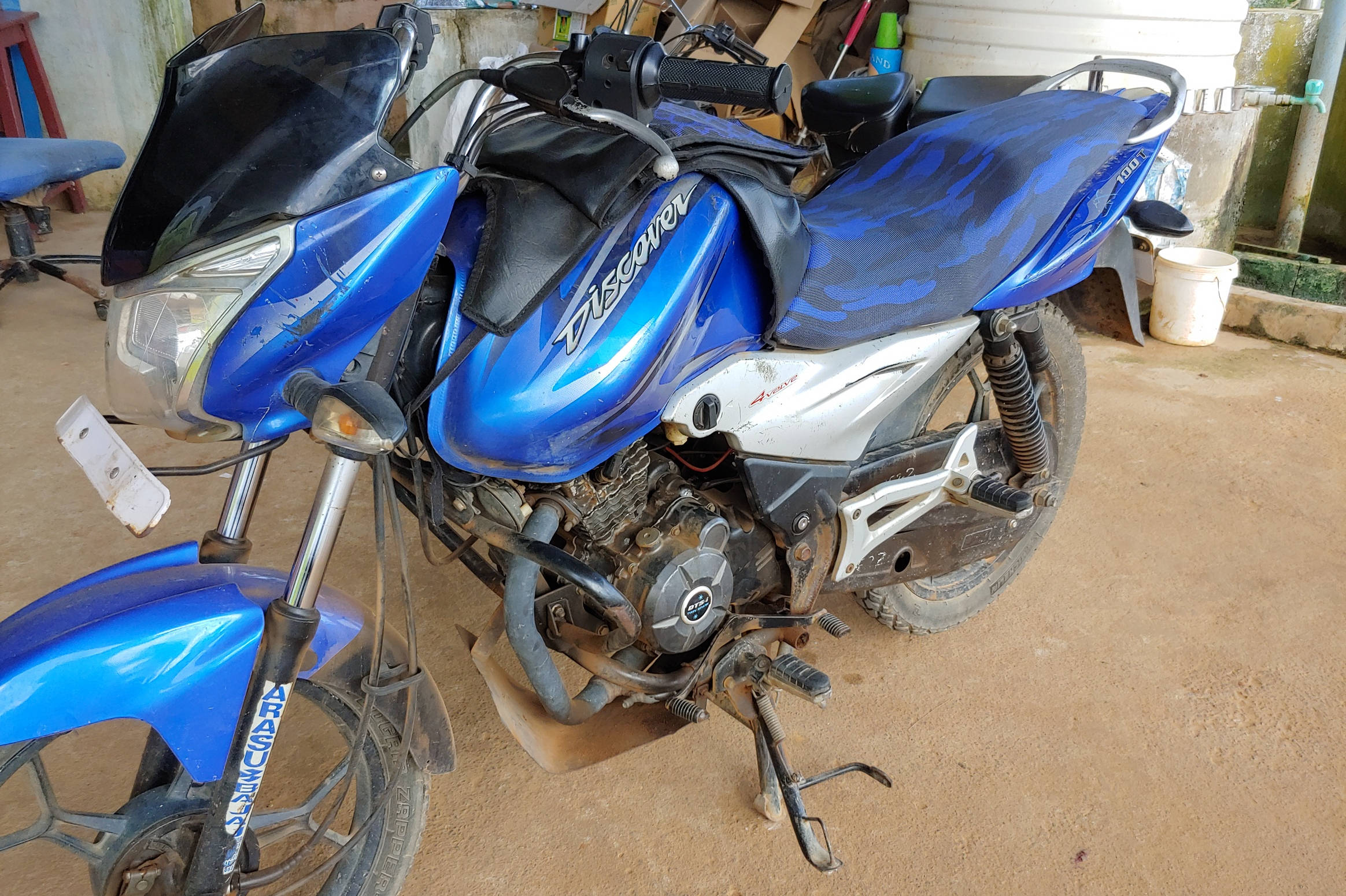 Bajaj Discover 100 T