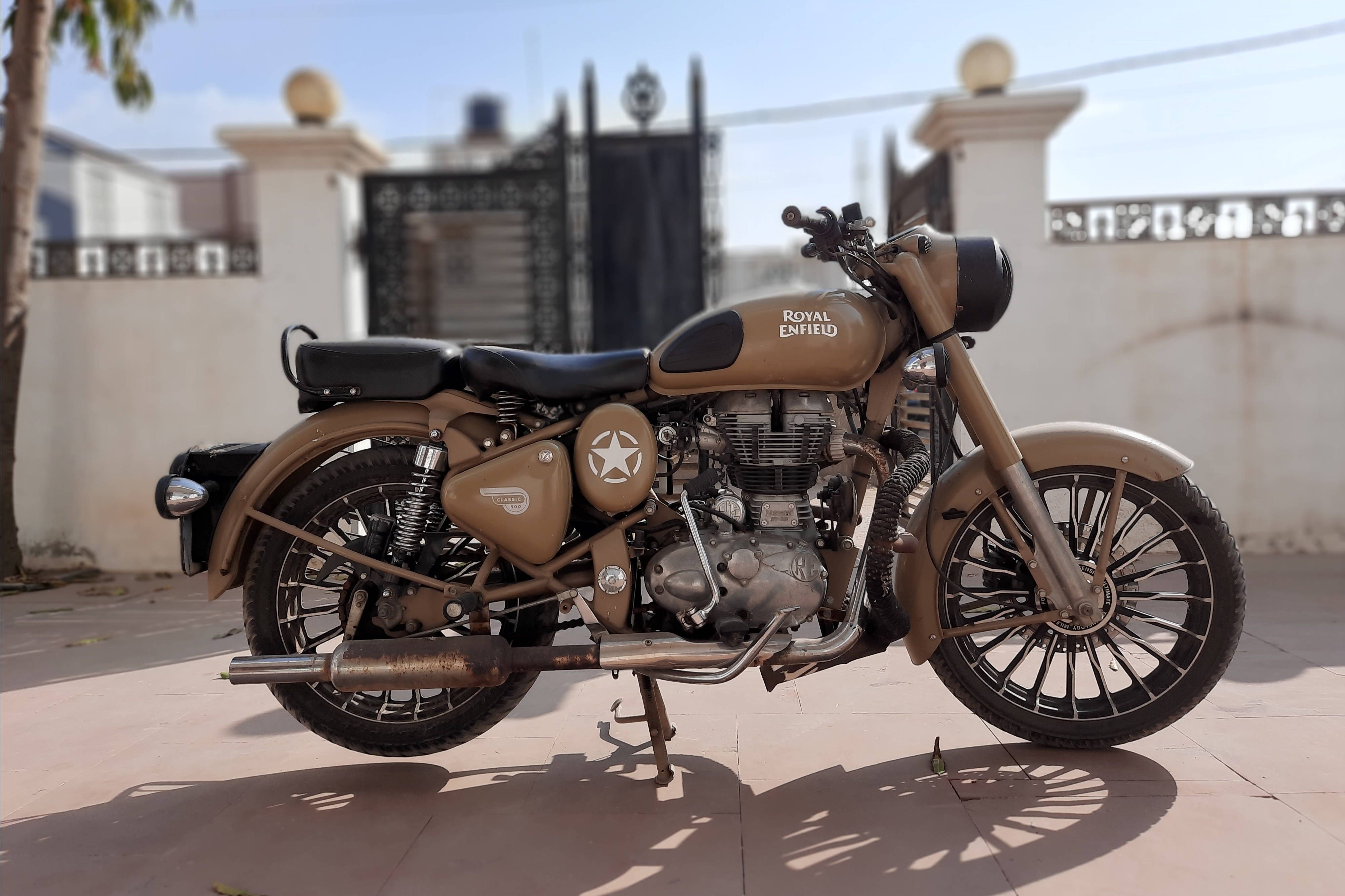 Royal Enfield Classic 500 Desert Storm