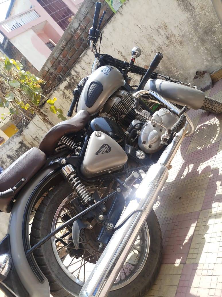 Royal Enfield Classic 350 Gunmetal Grey