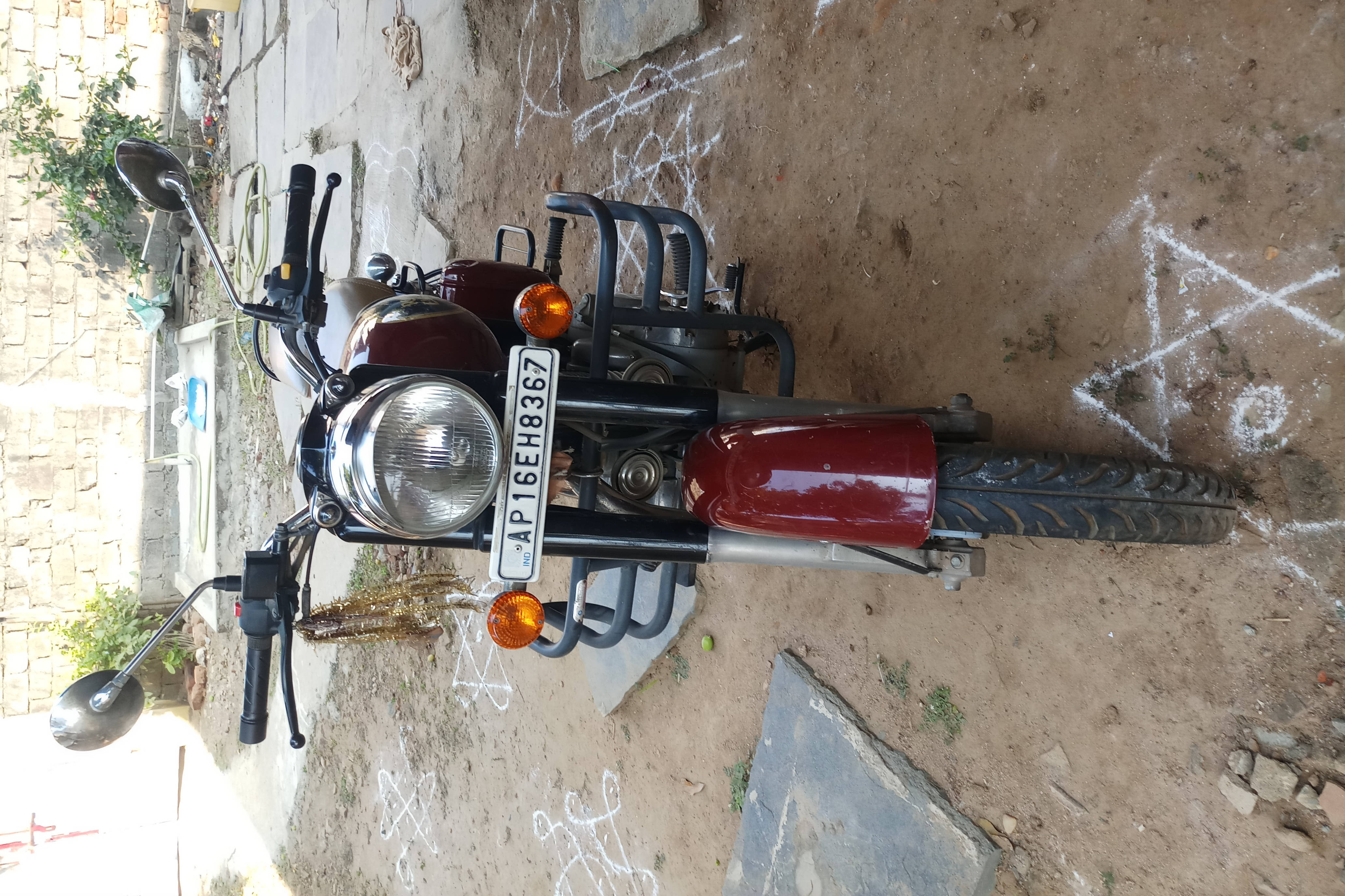 Royal Enfield Classic 350 STD