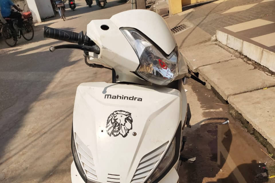 2015 Mahindra Gusto DX