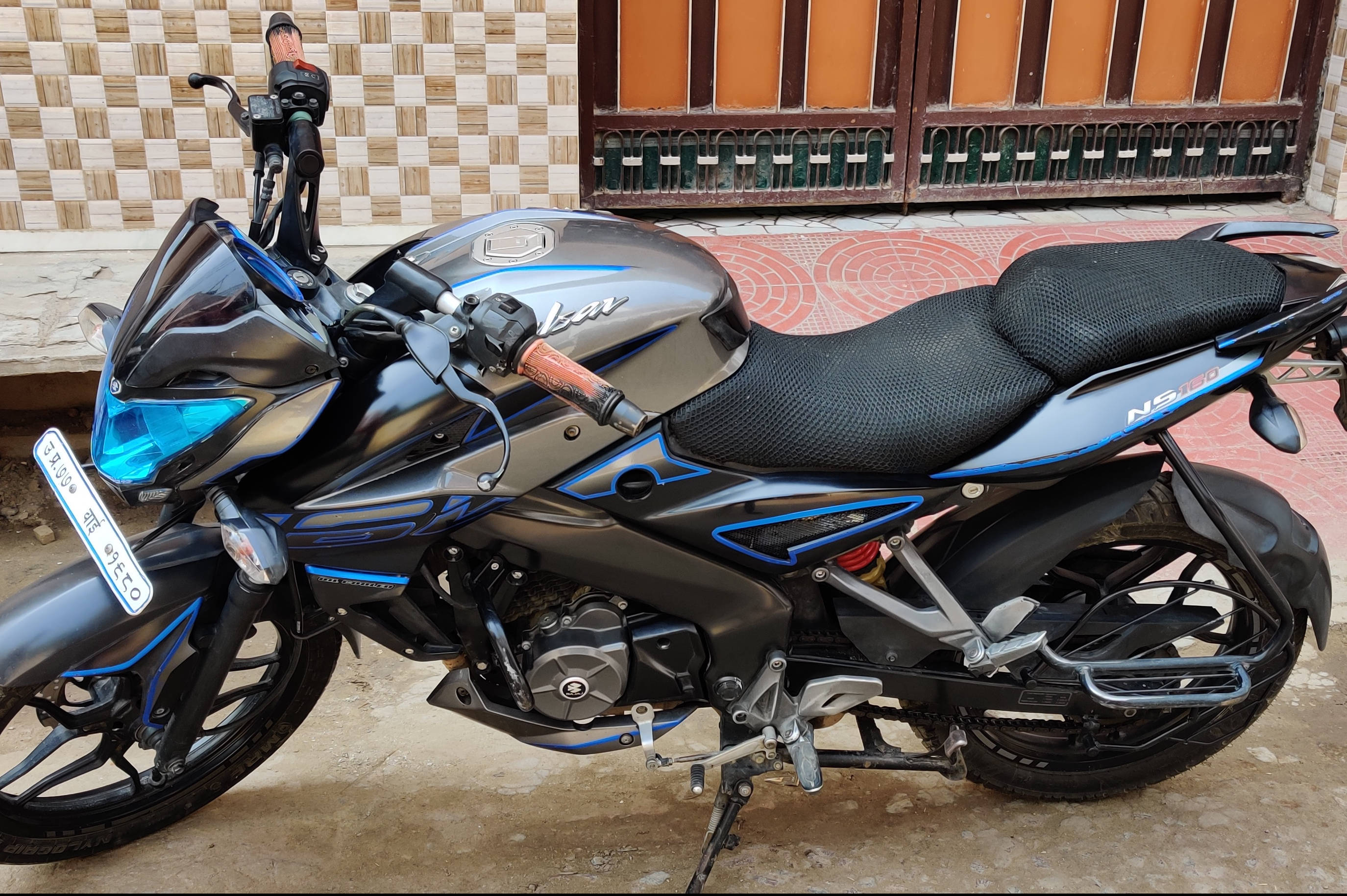 Bajaj Pulsar NS160 STD