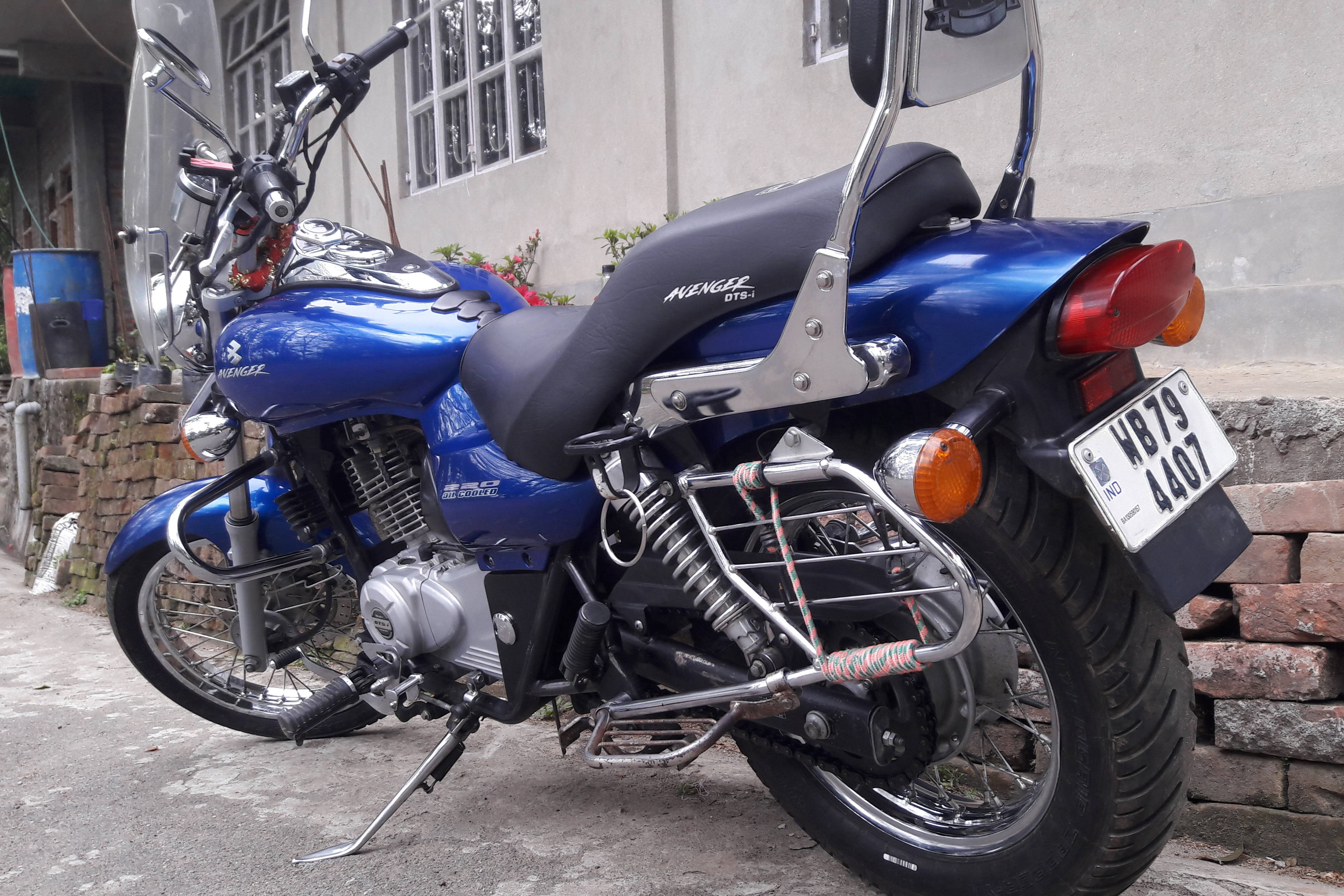 2015 Bajaj Avenger 220 STD