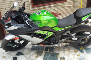 Kawasaki Ninja 300 Price in Delhi (On Road)
