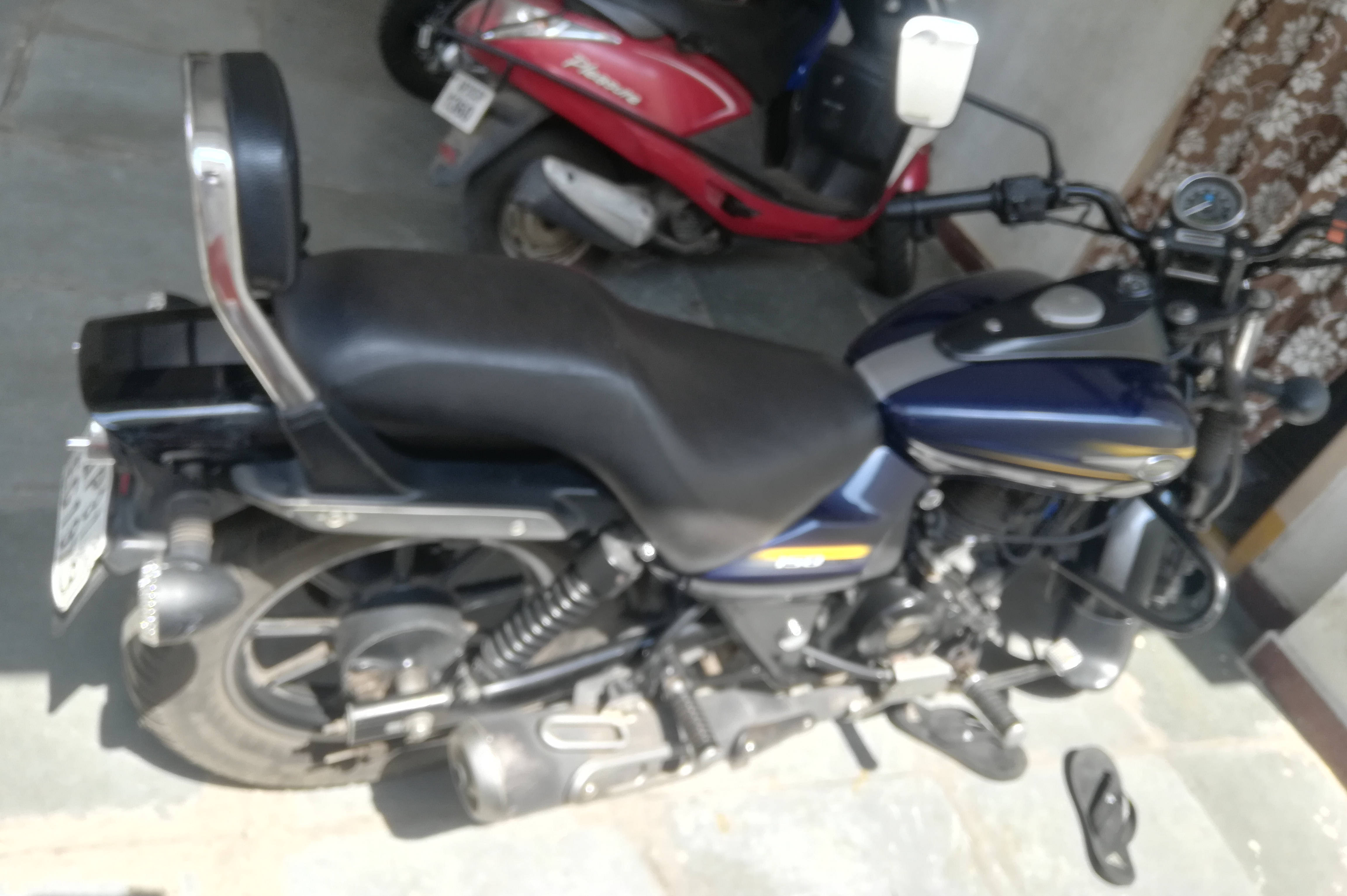 Bajaj Avenger Street 150