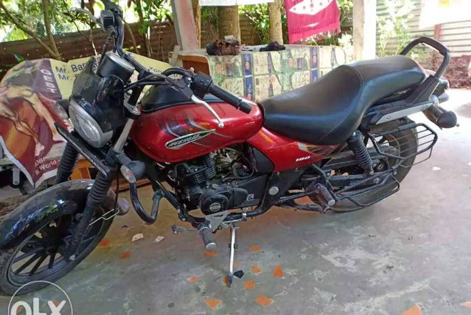 Bajaj Avenger Street 180 STD