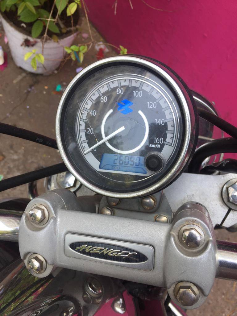 Bajaj Avenger Cruise 220 ABS