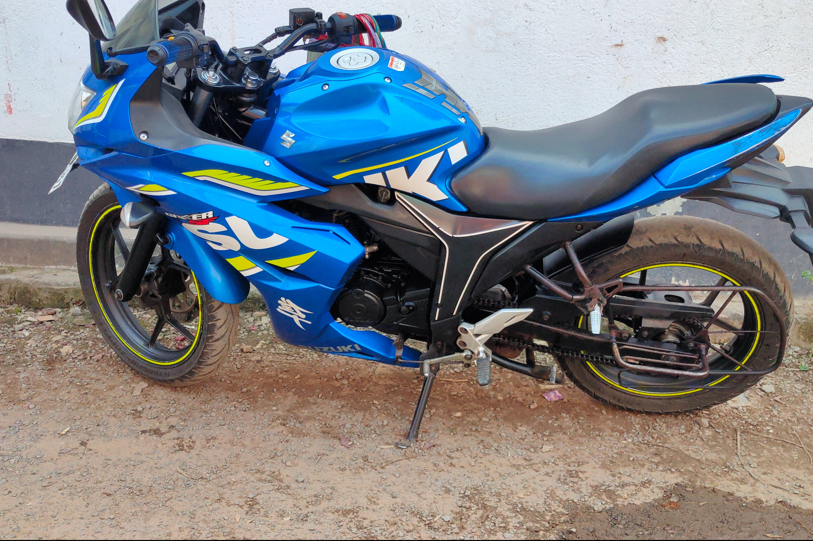 Suzuki GS 150 R STD