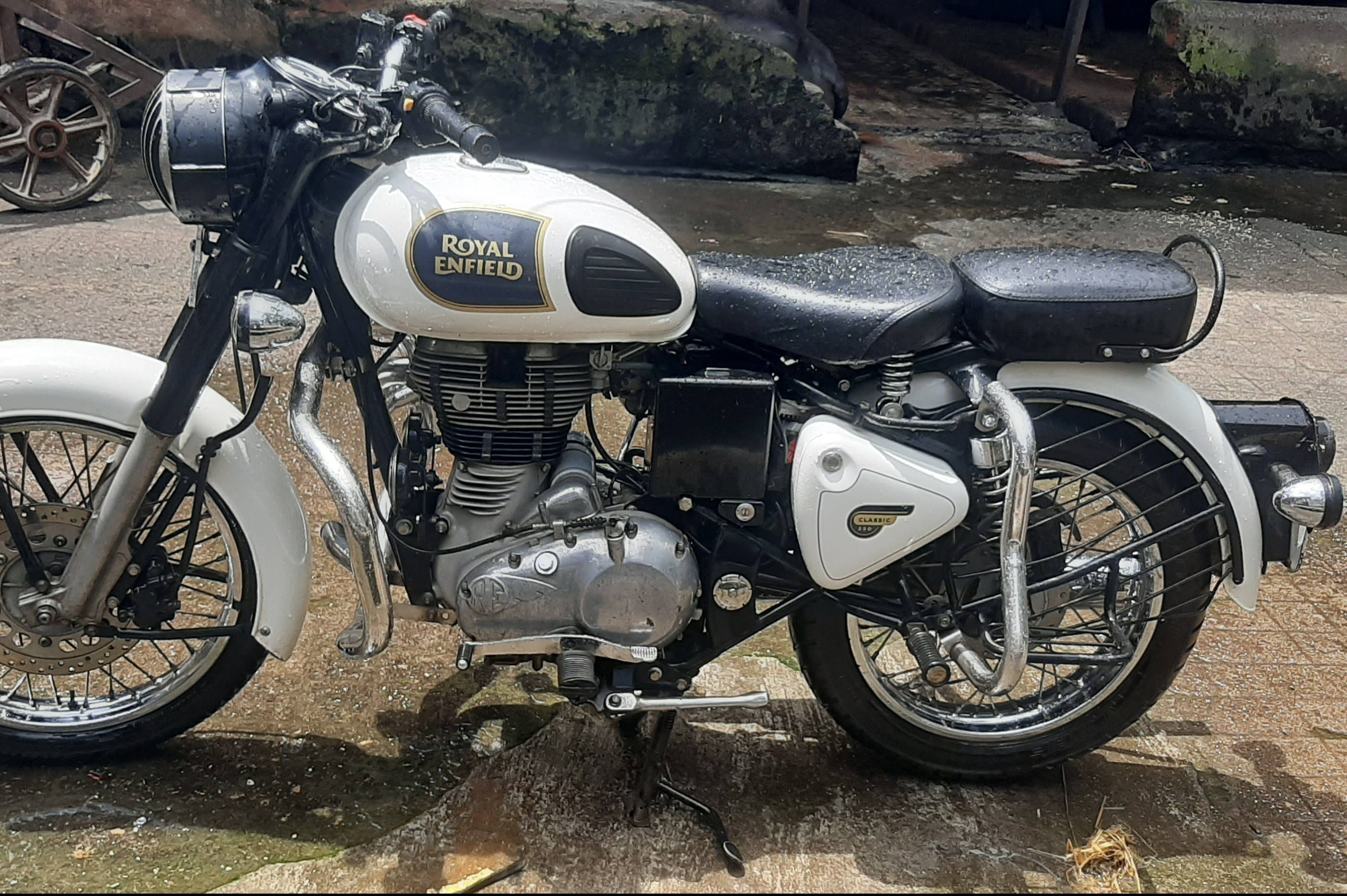 Royal Enfield Classic 350 STD