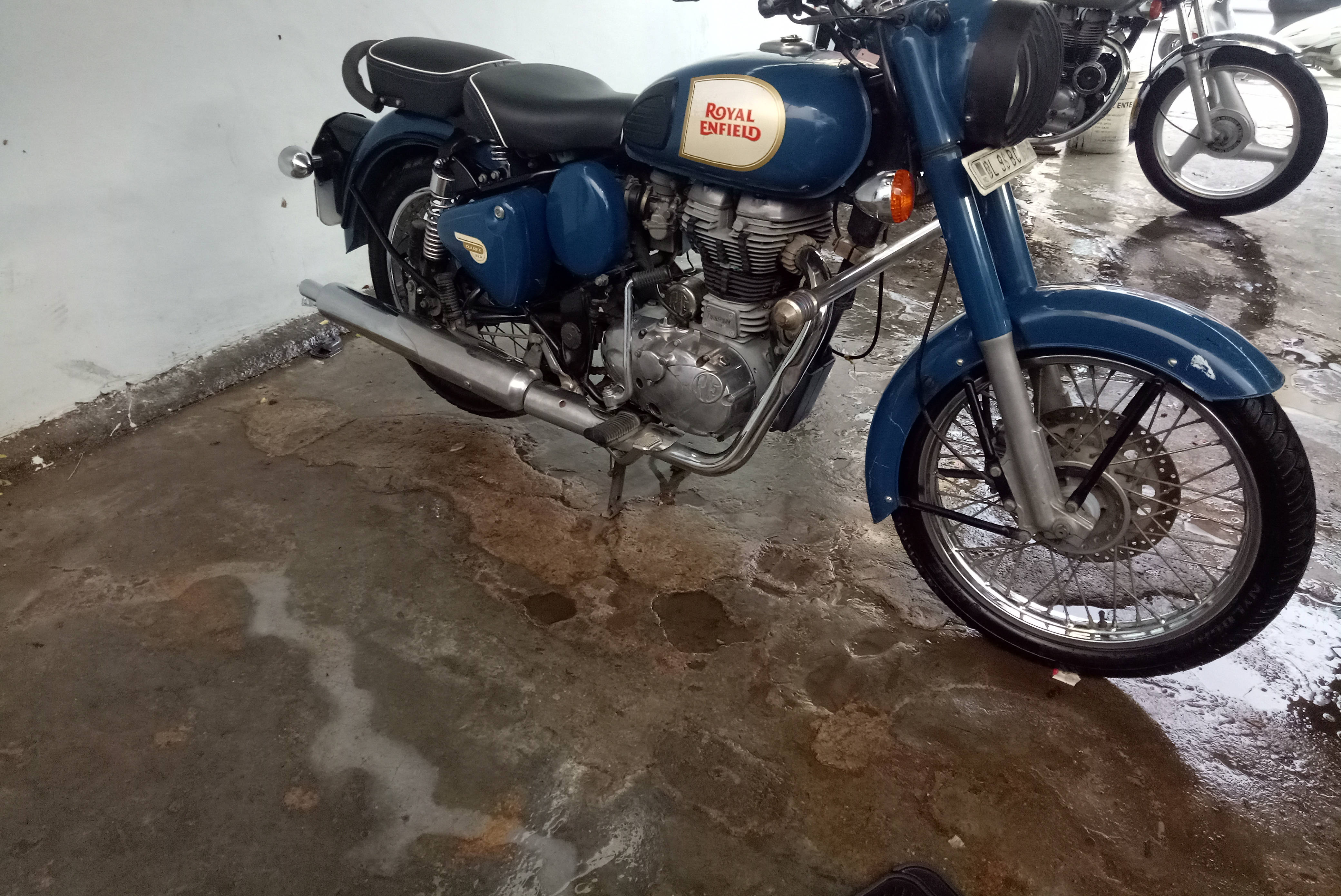 Royal Enfield Classic 350 STD