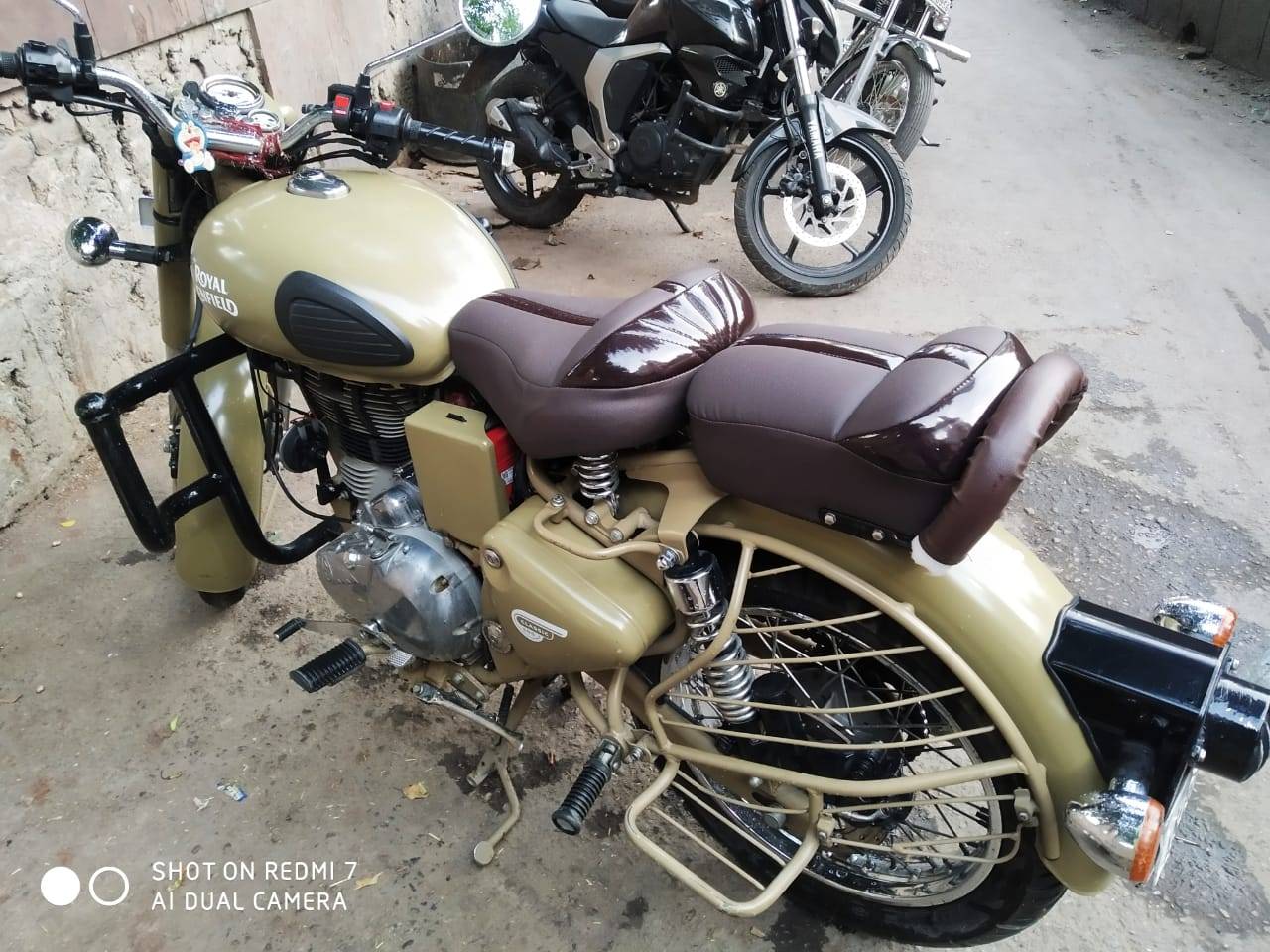 Royal Enfield Classic 500 Desert Storm