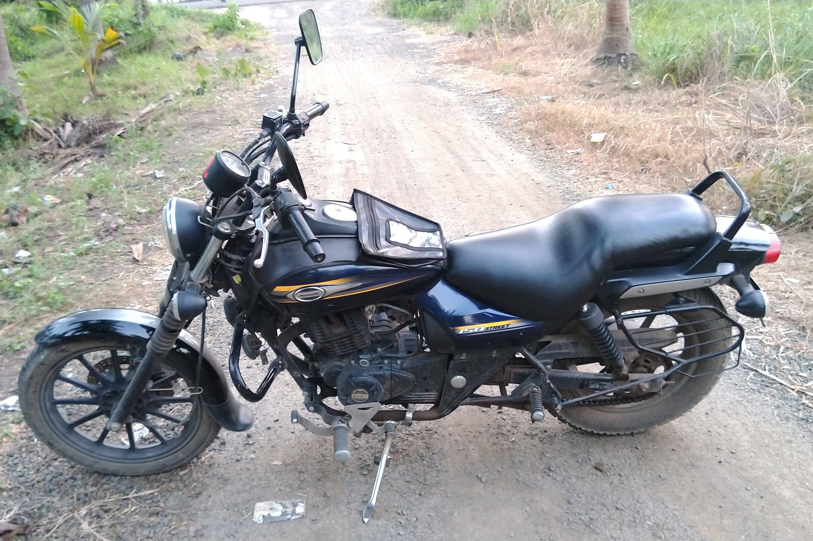 Bajaj Avenger Street 150