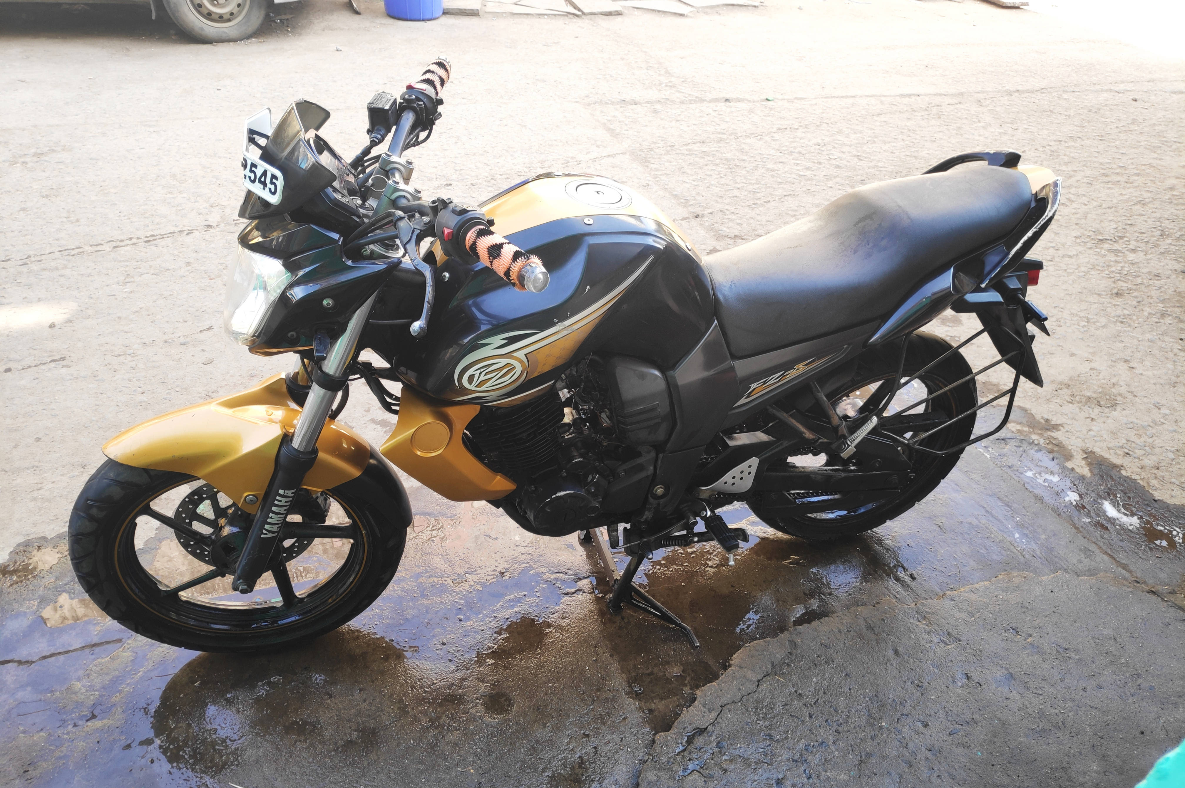 Yamaha FZ 16 STD