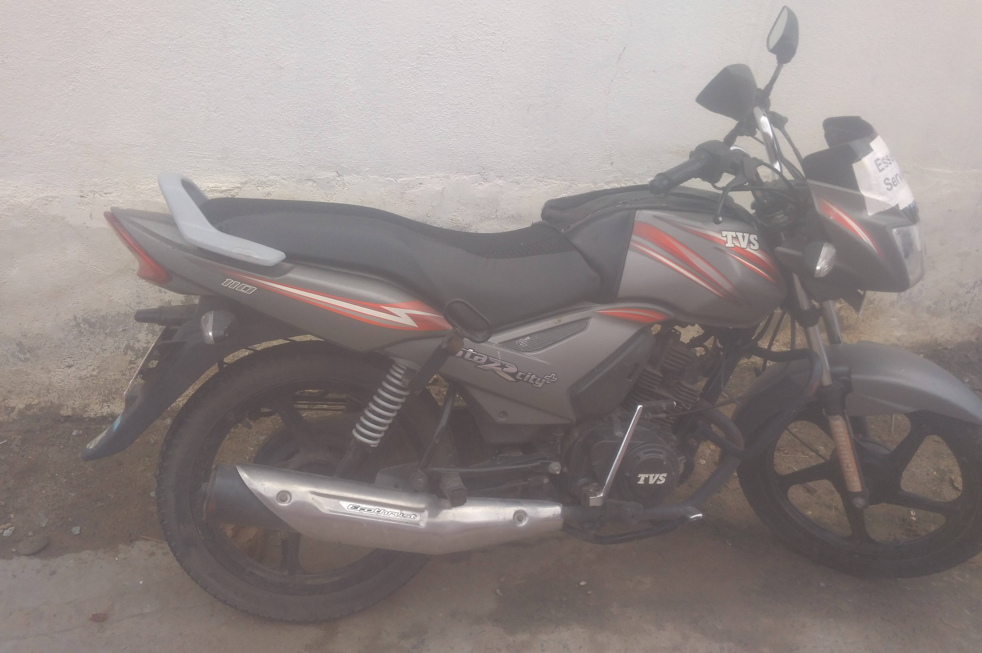 2016  TVS Star City Plus Mono Tone BS6