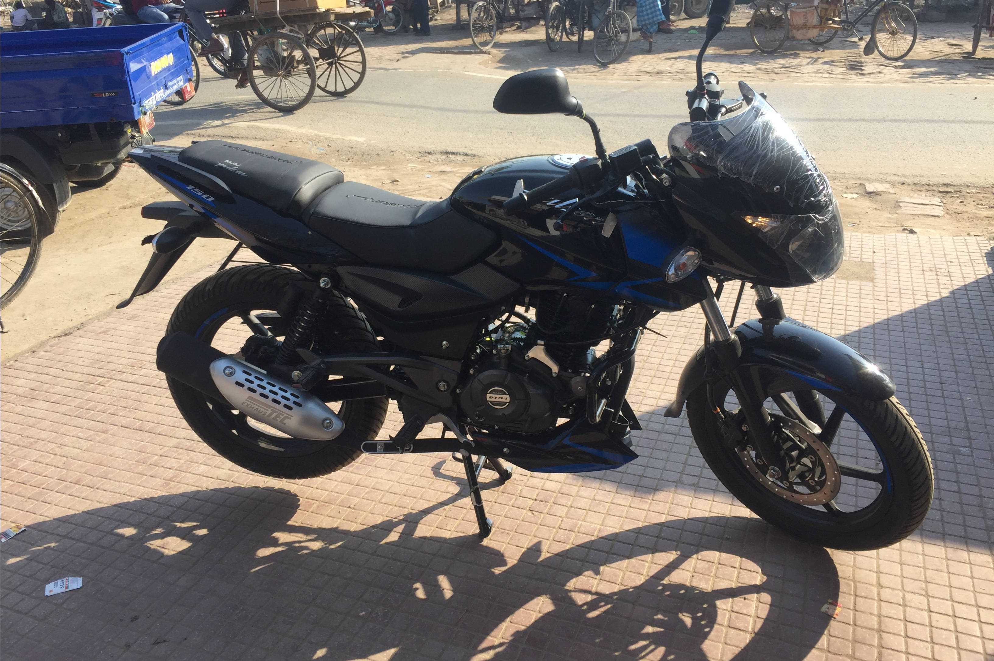 2018 Bajaj Pulsar 150 Twin Disc ABS