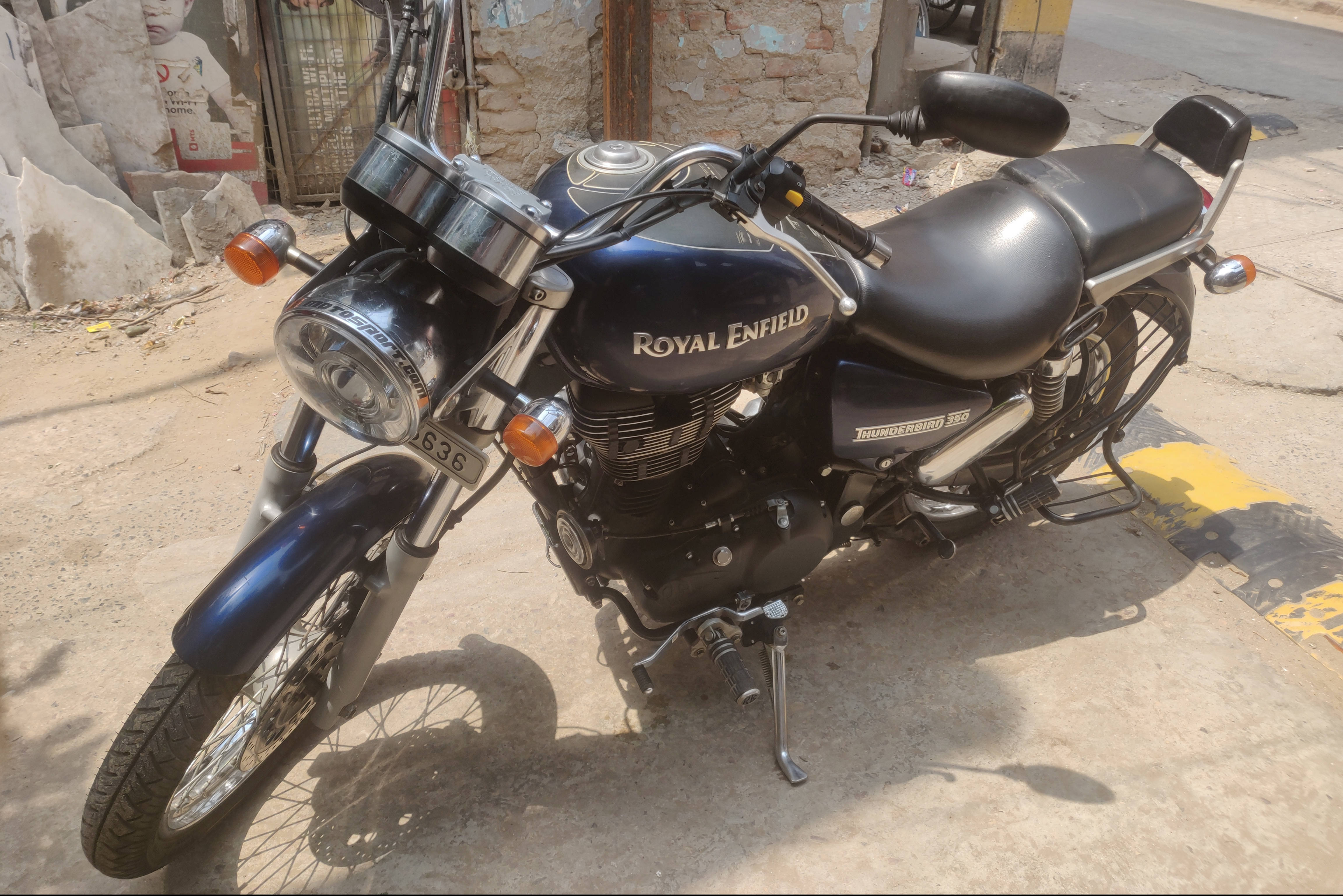 Royal Enfield Thunderbird 350 STD