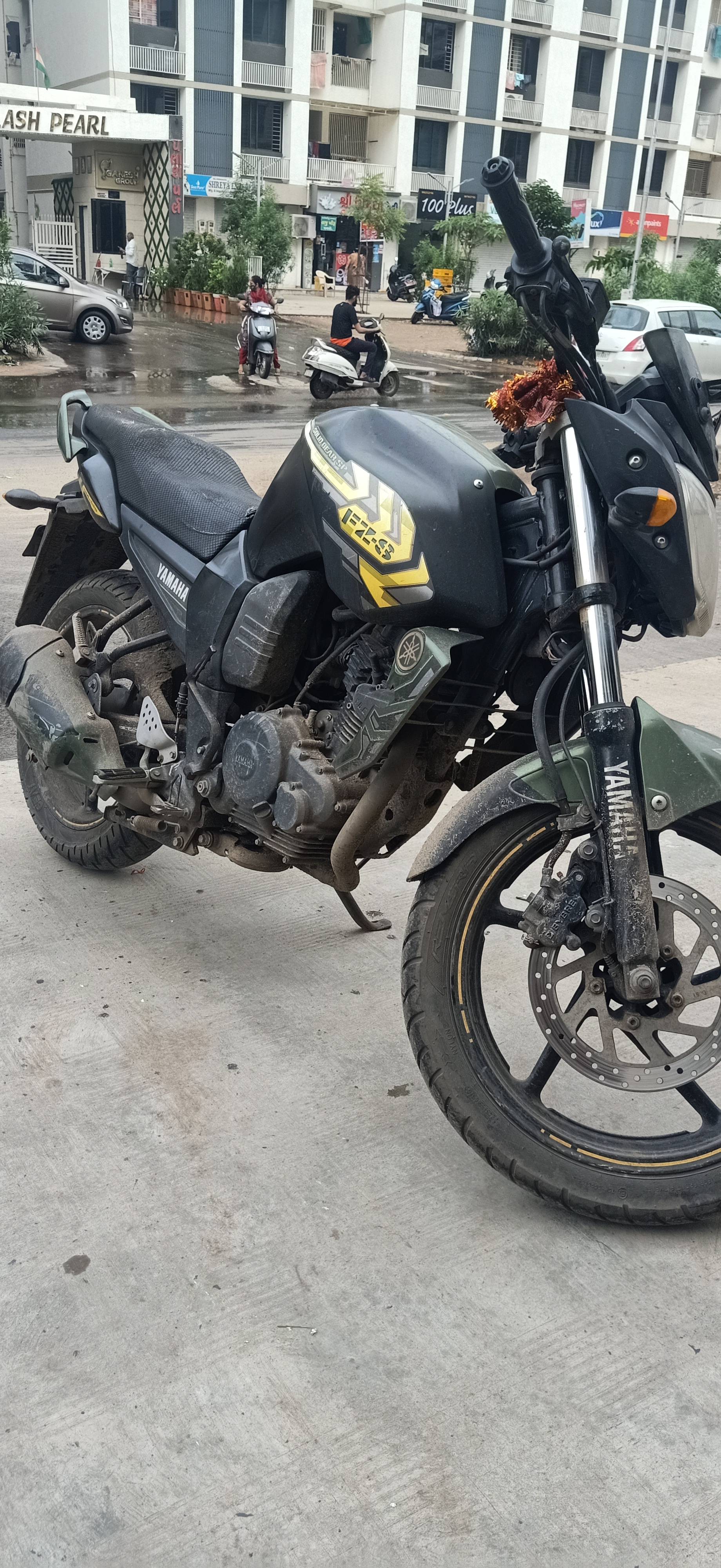 Yamaha FZ S FI (V 2.0) STD