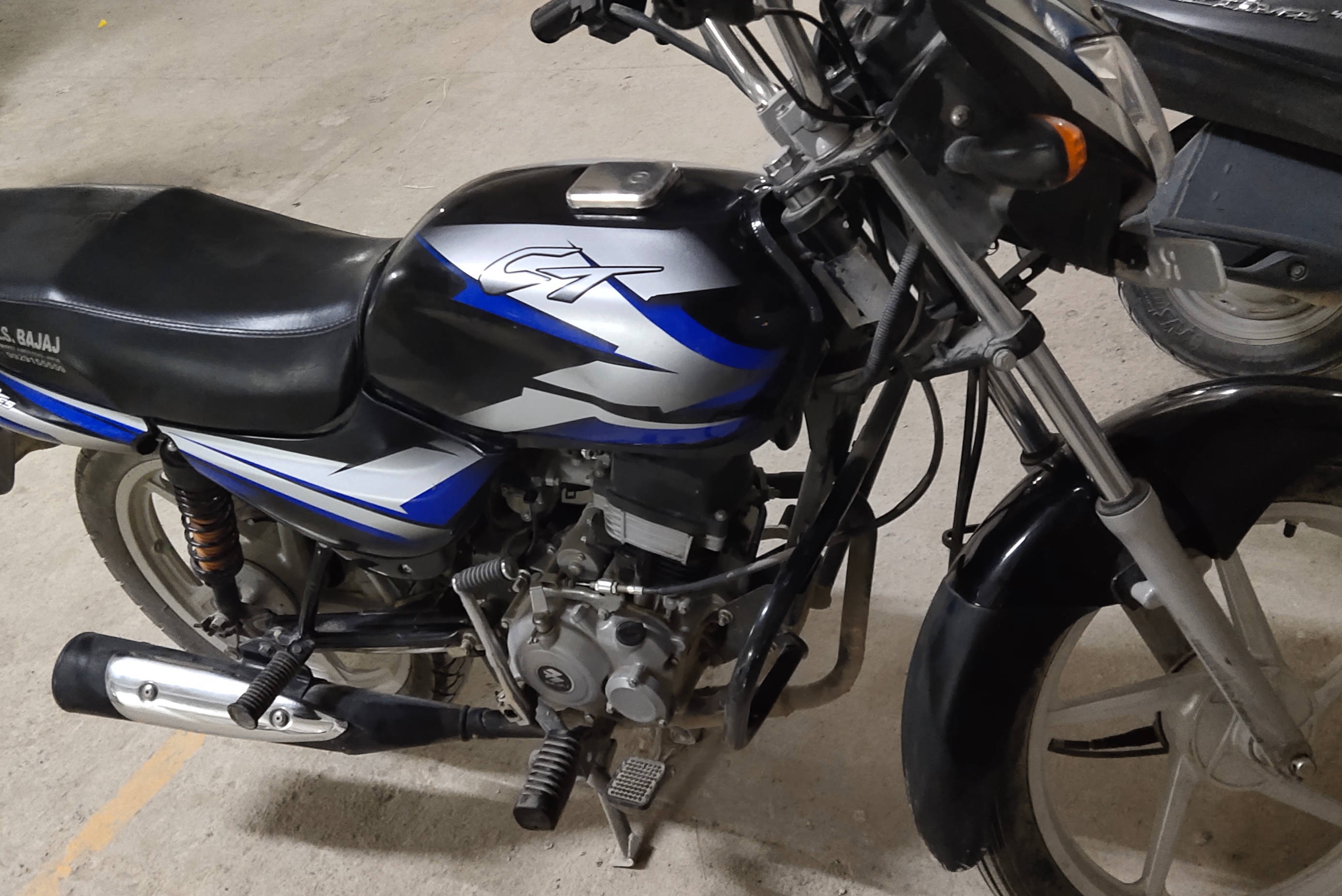 Bajaj CT 100 ES Alloy CBS