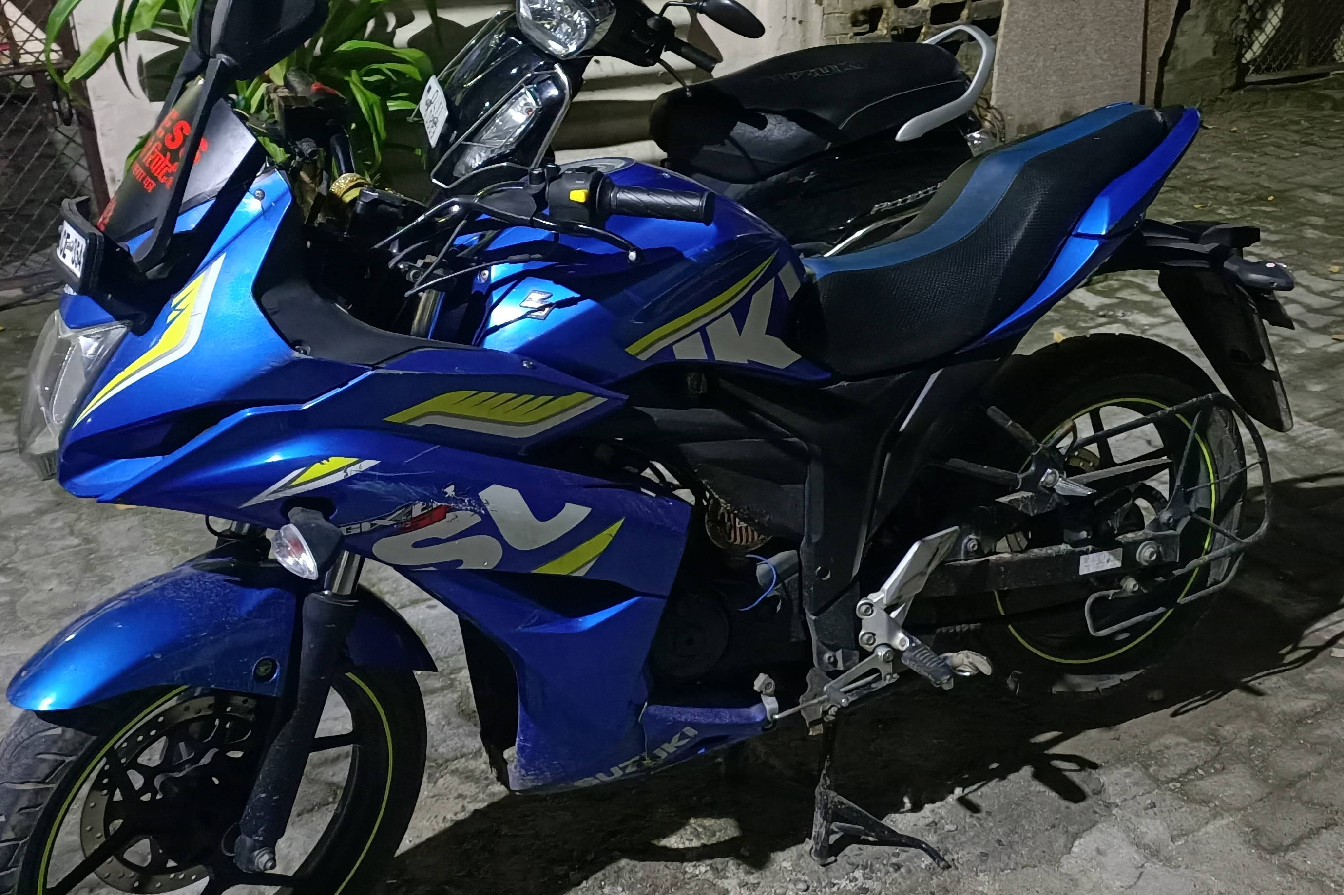 Suzuki GSX S1000F ABS