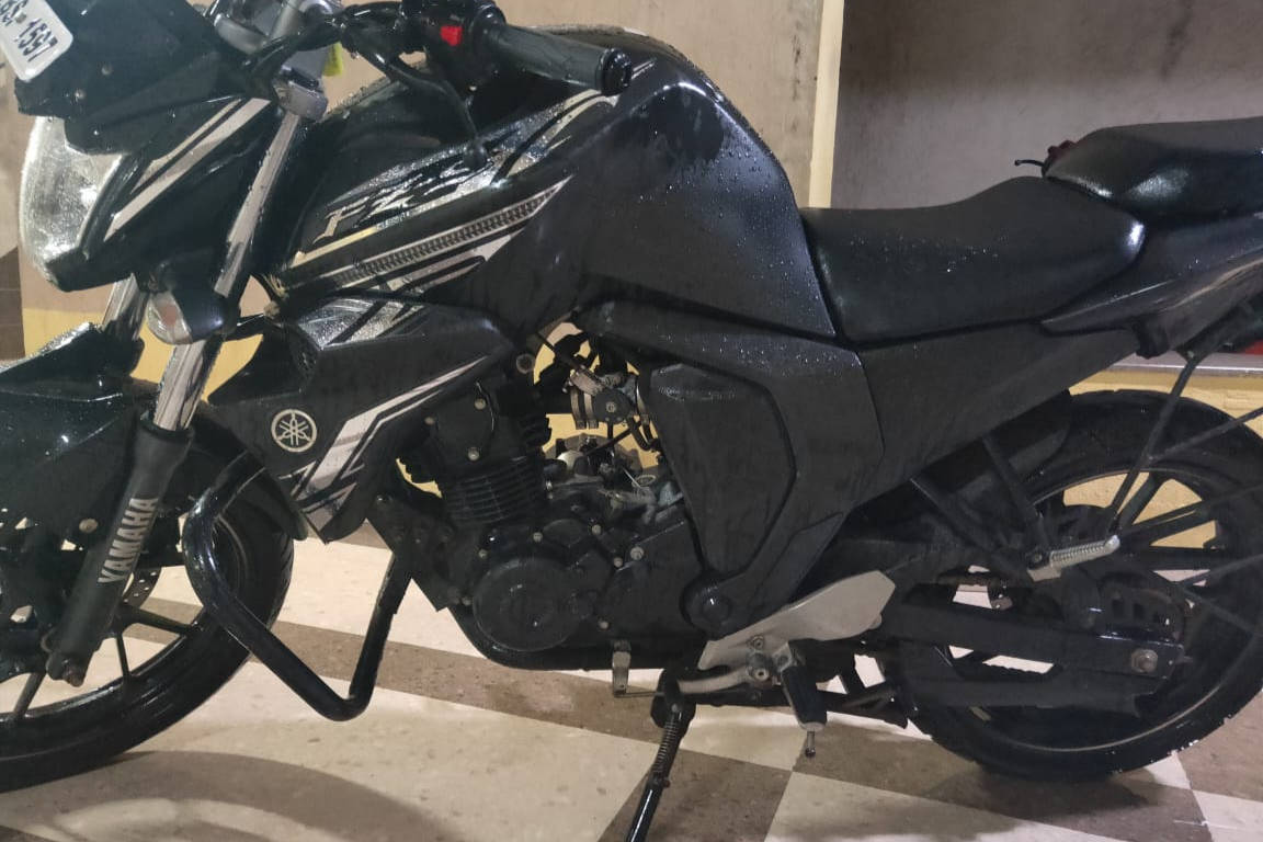 Yamaha fz 2nd hand price sale