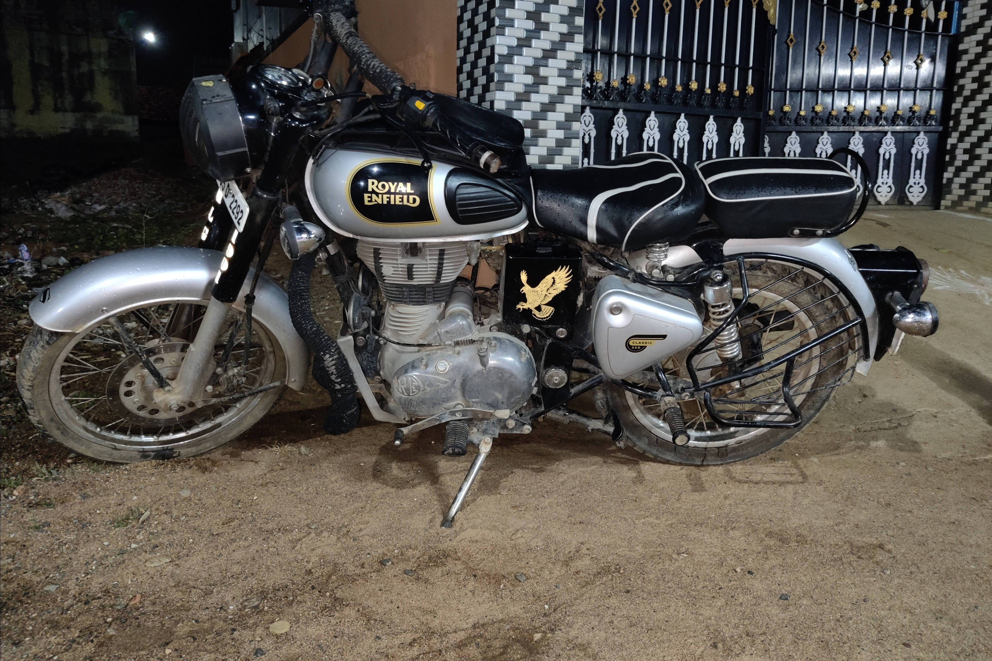 Royal Enfield Classic 350 STD