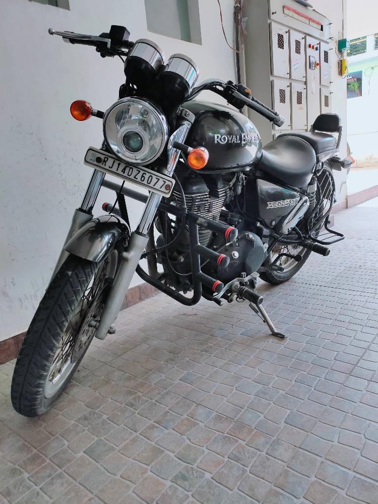 Royal Enfield Thunderbird 350 ABS