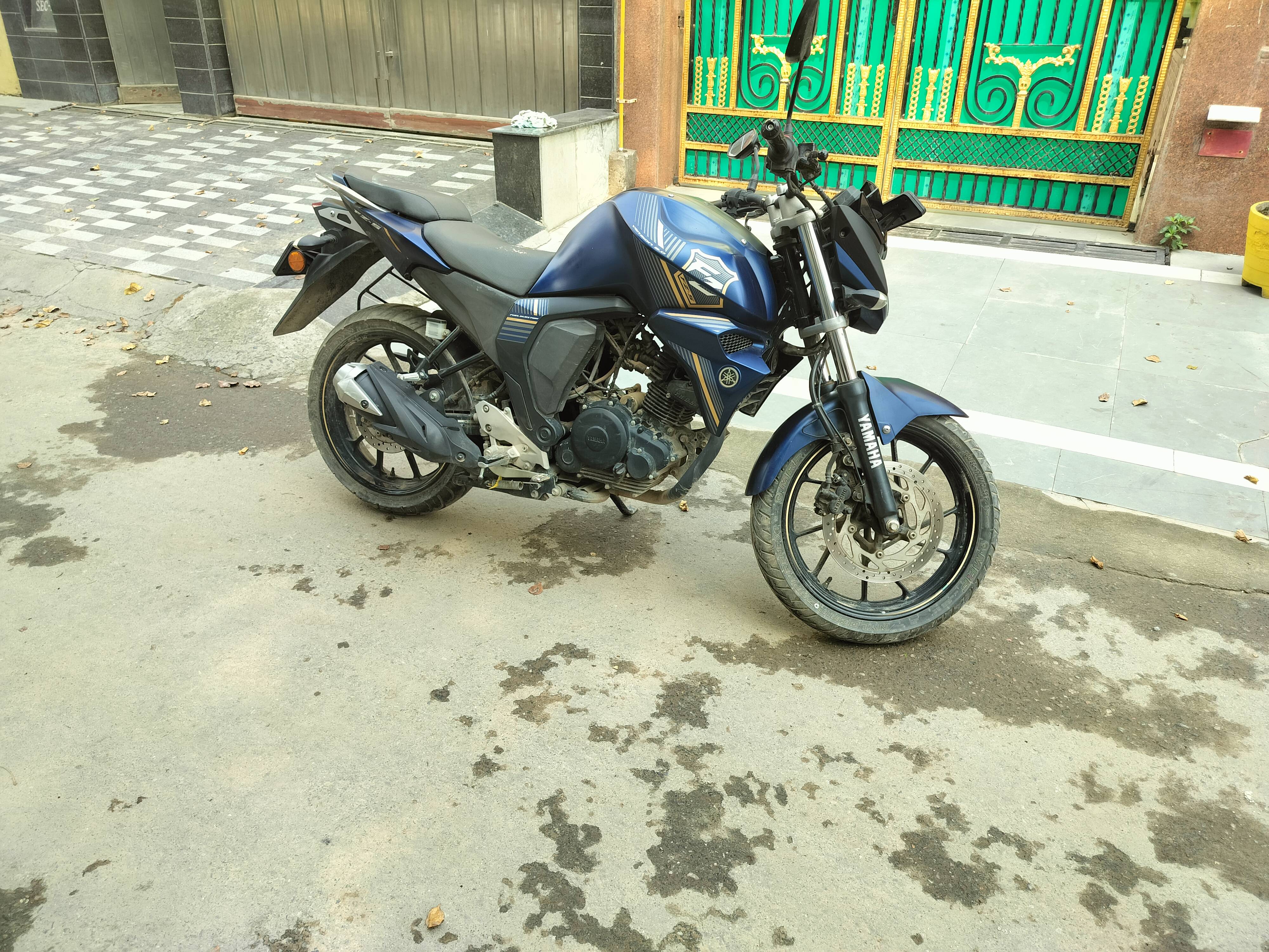 Yamaha FZ S FI (V 2.0) Dual Disc