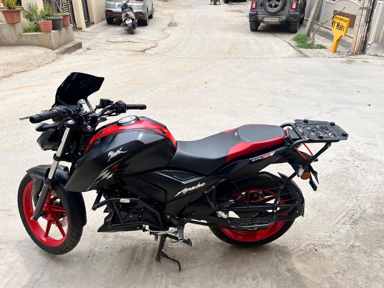 TVS Apache RTR 160 4V Special Edition