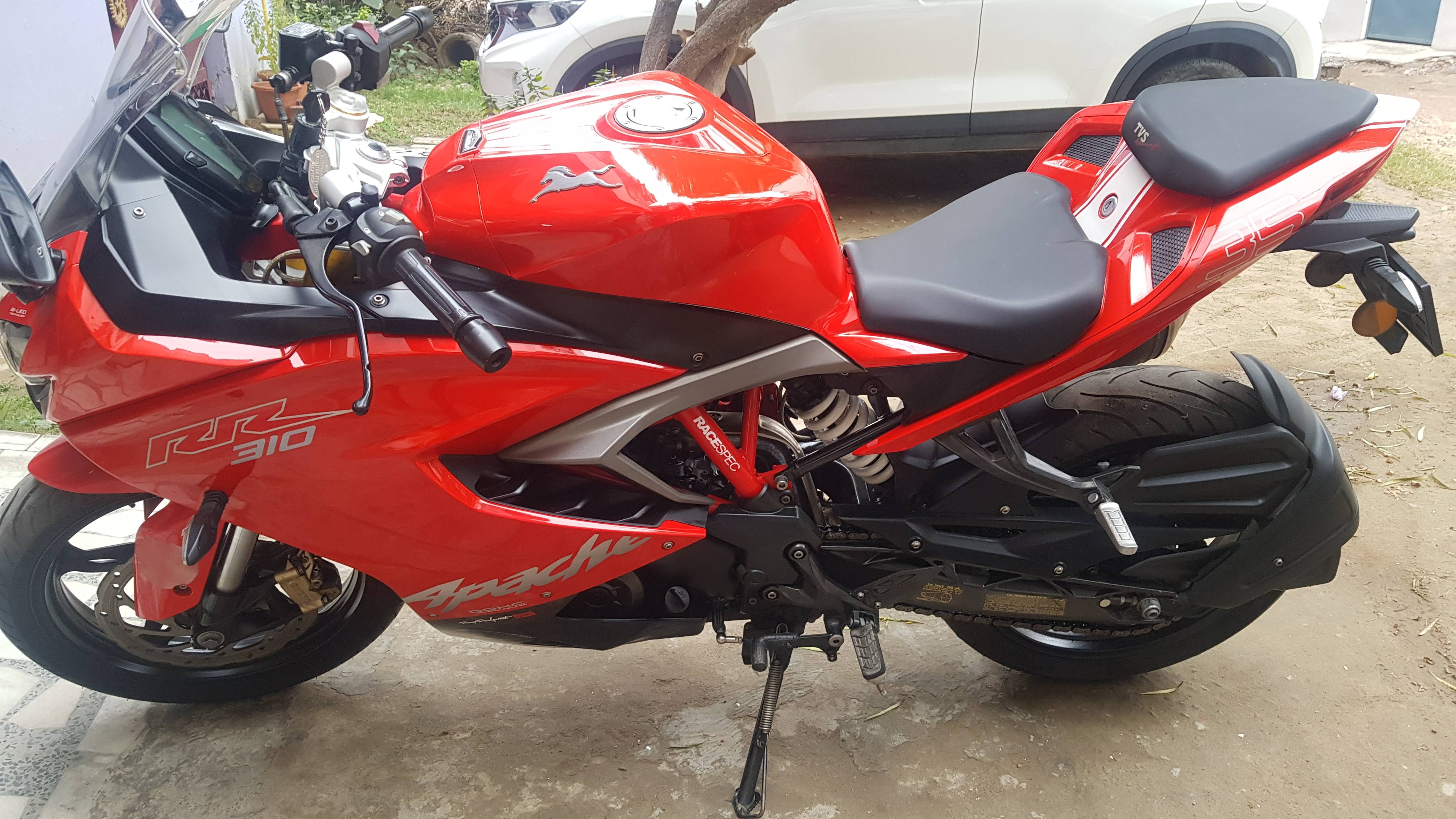 TVS Apache RR 310 Red Without Quickshifter