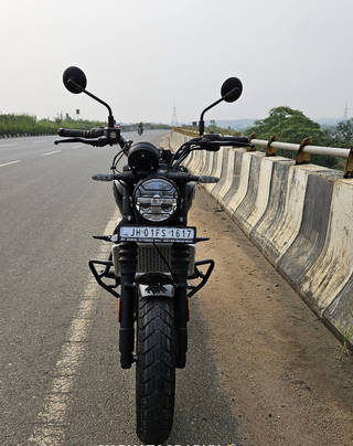 2024 Royal Enfield Guerrilla 450 Analogue