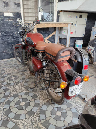 2017 Royal Enfield Classic 350 Redditch Edition BS4 2017 Royal Enfield Classic 350 Redditch Edition BS4