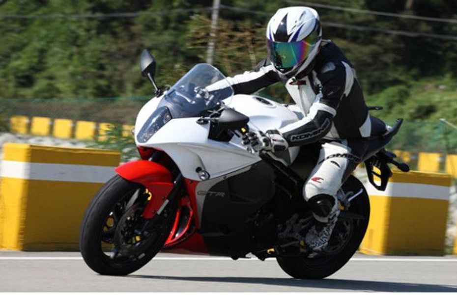 Hyosung GT650R