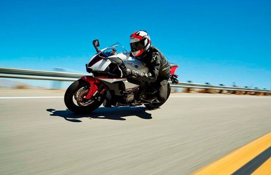 Yamaha YZF-R1S