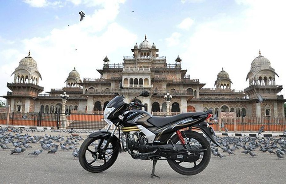 Mahindra Centuro Mahindra Centuro