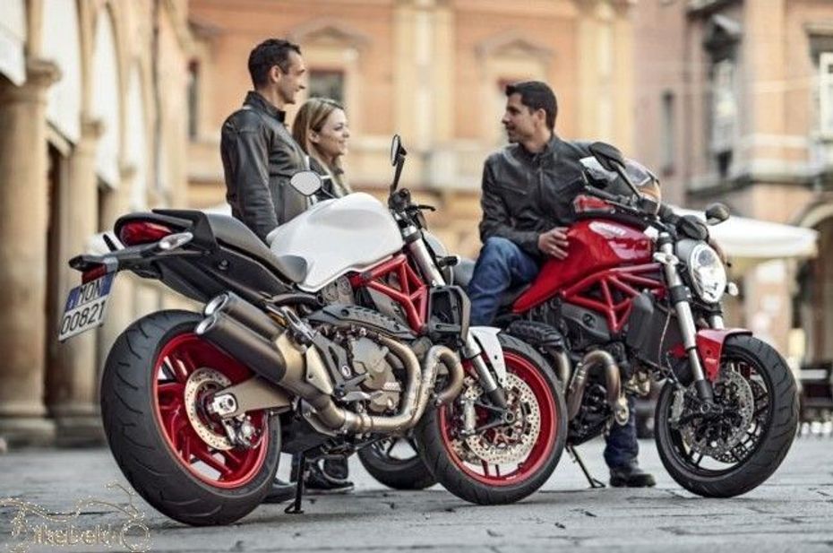 Ducati-Monster-821-wallpaper