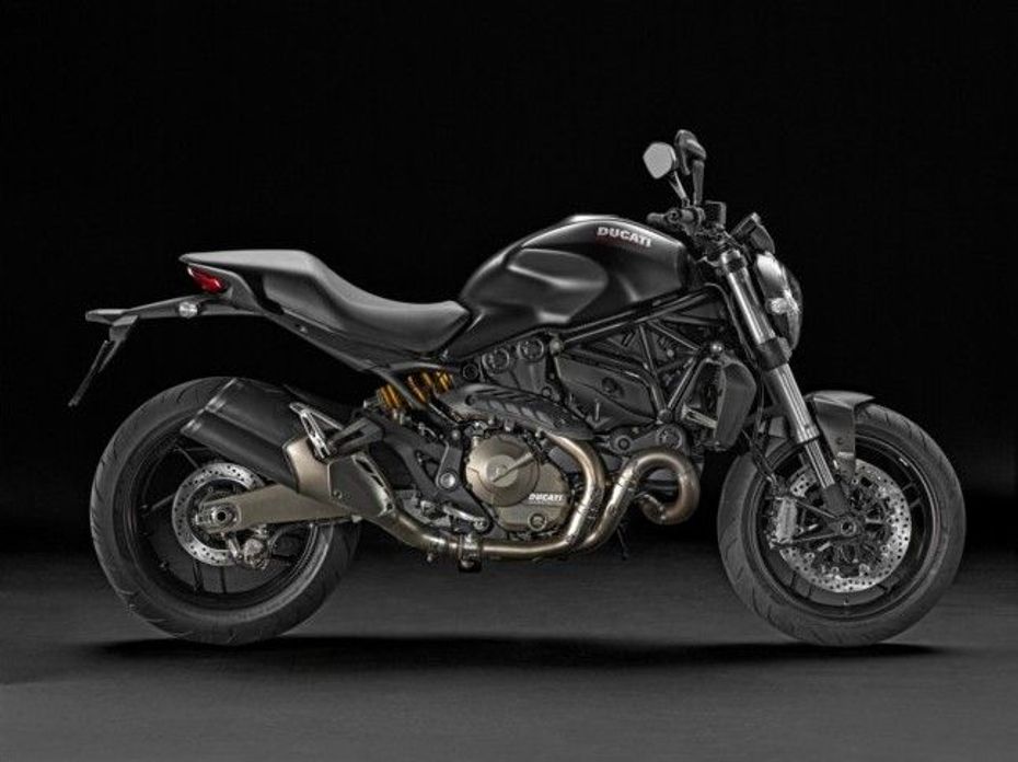 Ducati-Monster-821-right
