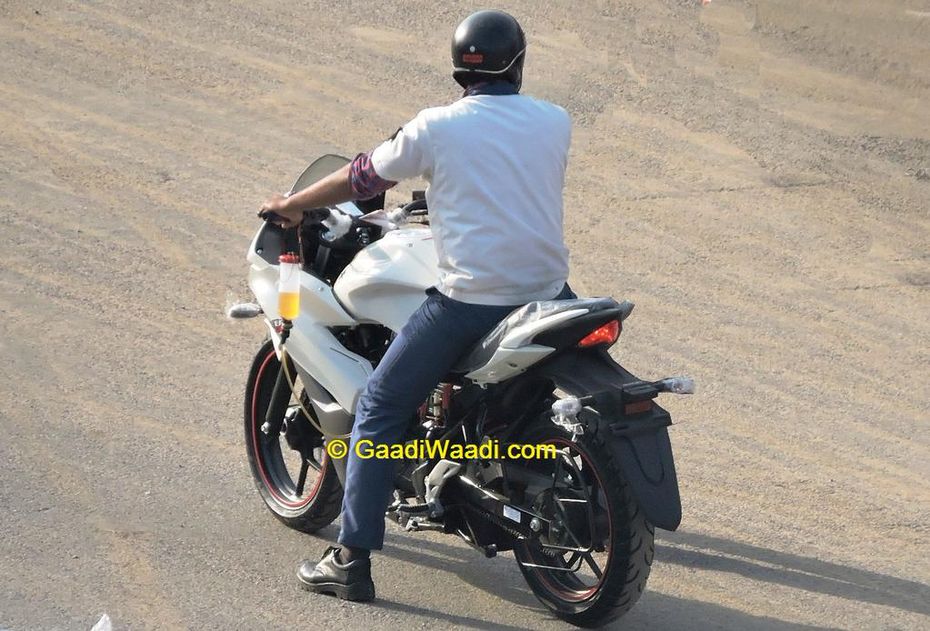 Suzuki Gixxer SF Suzuki Gixxer SF