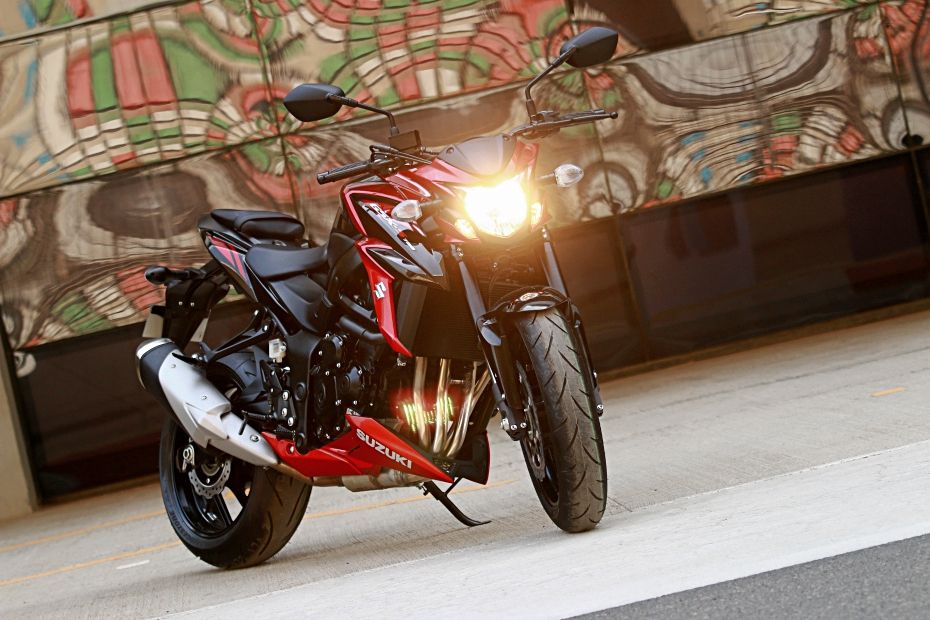 Suzuki GSX-S750
