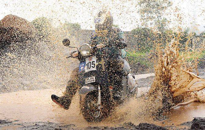 Gulf Monsoon Scooter Rally