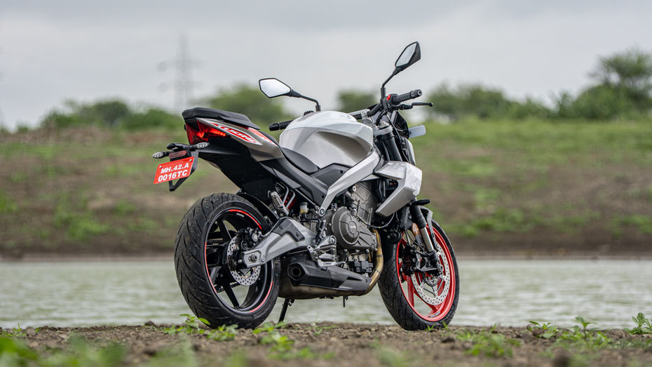 Aprilia Tuono 457