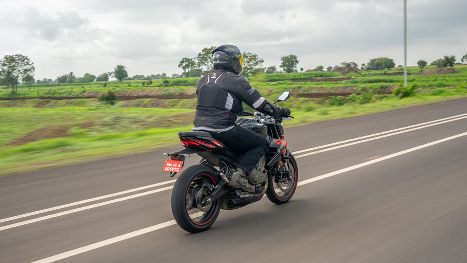 Aprilia Tuono 457 Mileage