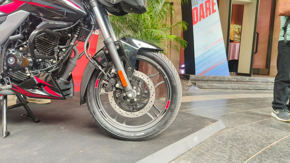 pulsar 150